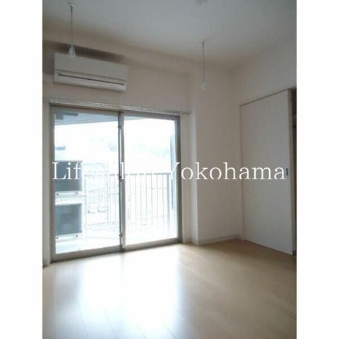 �y���ԁE���r���O�z�@