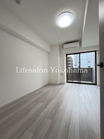 �y���ԁE���r���O�z�@
