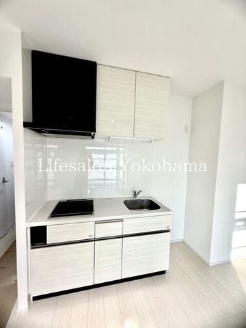 �y�L�b�`���z�@