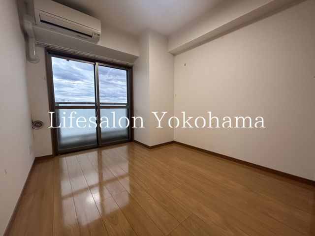 �y���ԁE���r���O�z�@