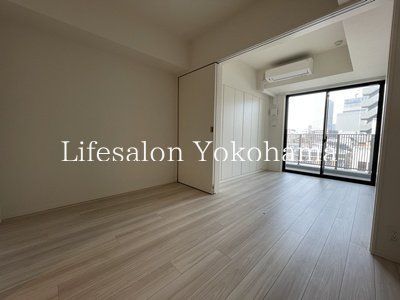 �y���ԁE���r���O�z�@���r���O/����