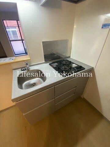 �y�L�b�`���z�@