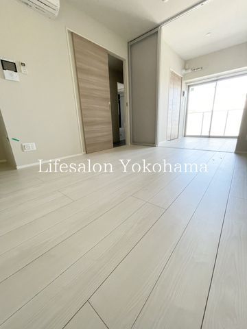 �y���ԁE���r���O�z�@���r���O/����