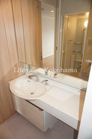 �y���ʏ��z�@