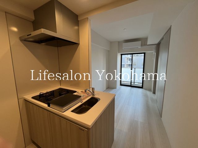 �y���ԁE���r���O�z�@