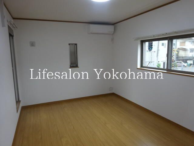 �y���ԁE���r���O�z�@