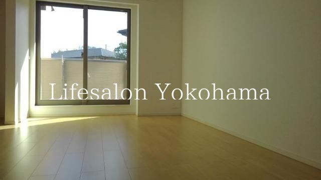 �y���ԁE���r���O�z�@