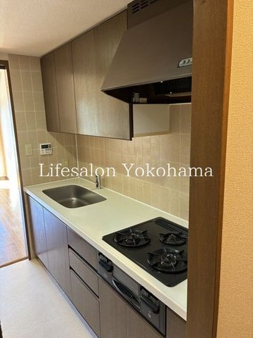 �y�L�b�`���z�@