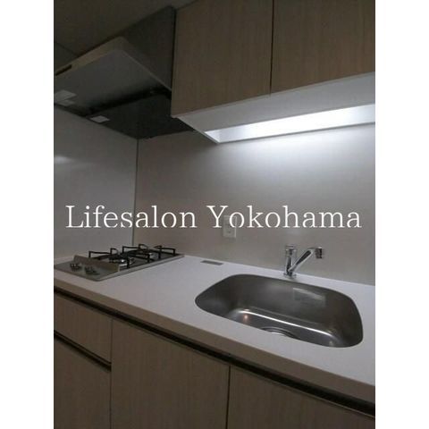 yLb`z@