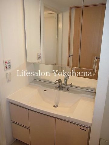 �y���ʏ��z�@