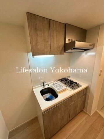 �y�L�b�`���z�@