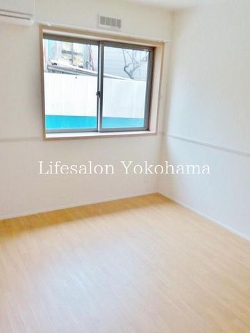 �y���̑������E�X�y�[�X�z�@