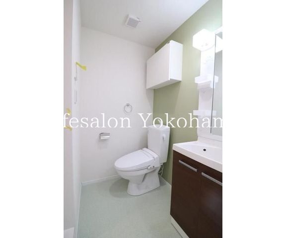 �y�g�C���z�@
