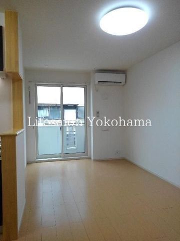 �y���ԁE���r���O�z�@