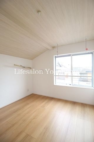 �y���ԁE���r���O�z�@