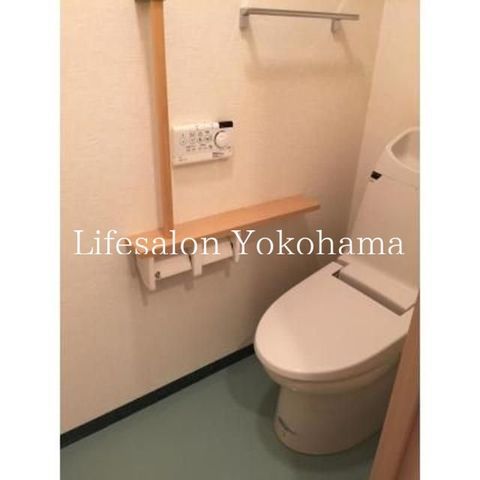 �y�g�C���z�@