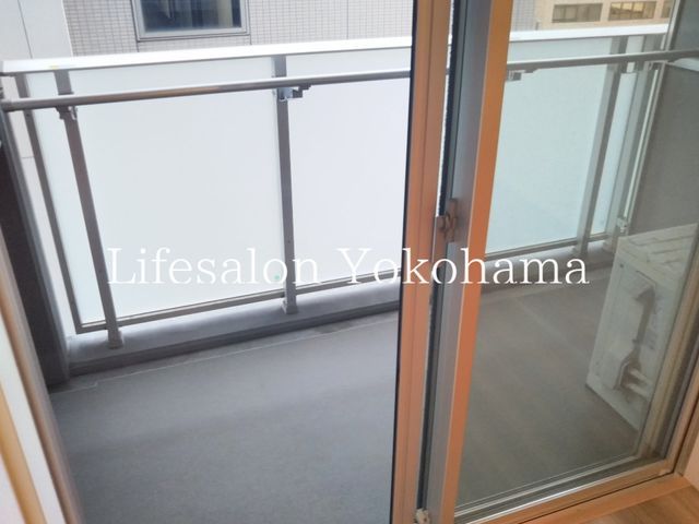 �y�o���R�j�[�z�@