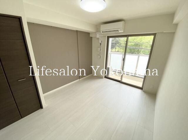 �y���ԁE���r���O�z�@