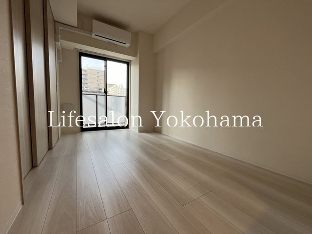 �y���ԁE���r���O�z�@