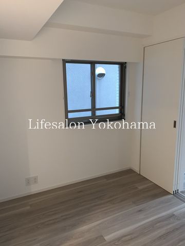 �y���̑������E�X�y�[�X�z�@���r���O/����