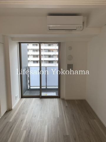 �y���̑��ݔ��z�@���r���O/����