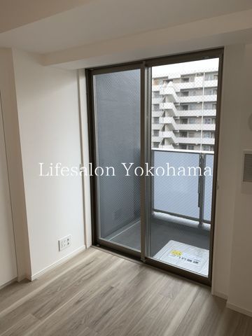 �y�o���R�j�[�z�@���[