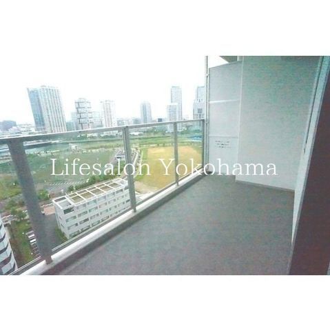 �y�o���R�j�[�z�@