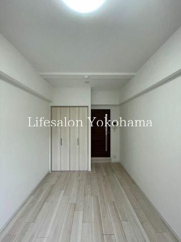 y̑EXy[Xz@