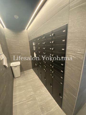 �y���̑��z�@���ԏ�
