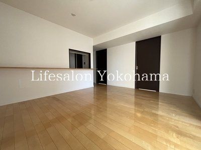 �y���ԁE���r���O�z�@���r���O/����