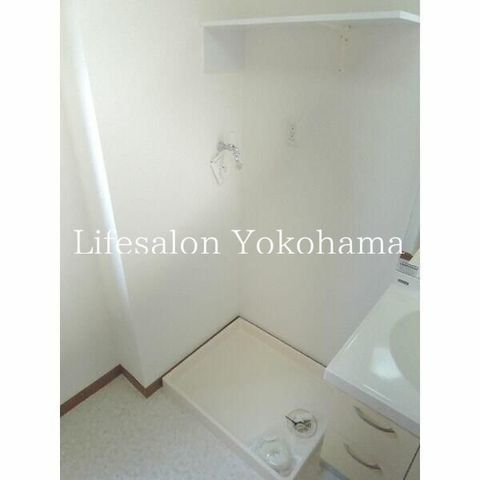 �y���̑��ݔ��z�@