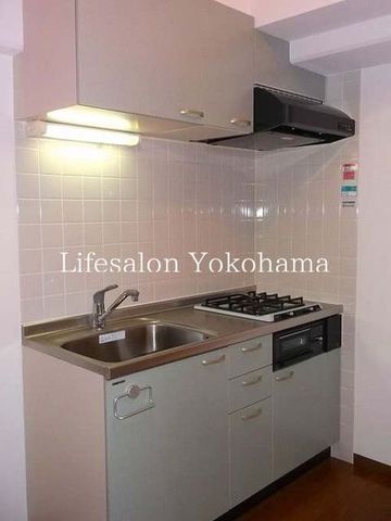 �y�L�b�`���z�@