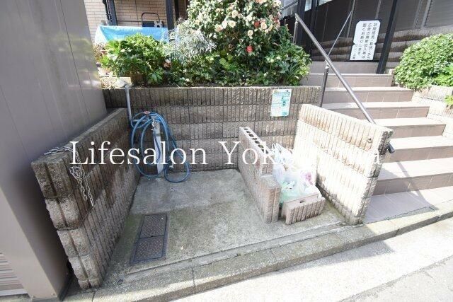y̑z@