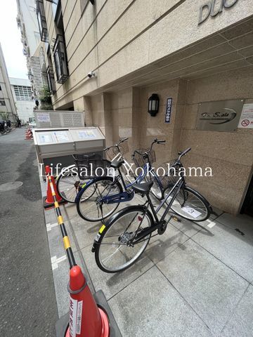 �y���̑��z�@���ԏ�