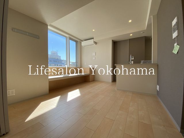 �y���ԁE���r���O�z�@���r���O/����