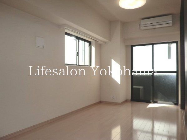 �y���ԁE���r���O�z�@���r���O/����