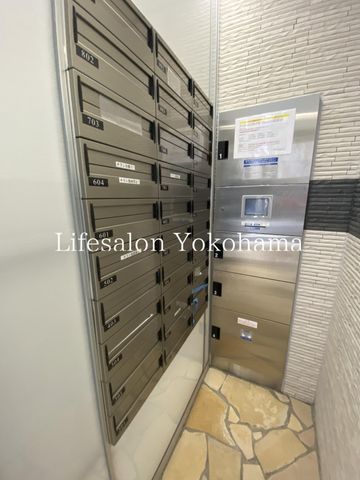 �y���̑��z�@�o���R�j�[