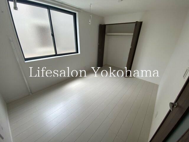 �y���ԁE���r���O�z�@