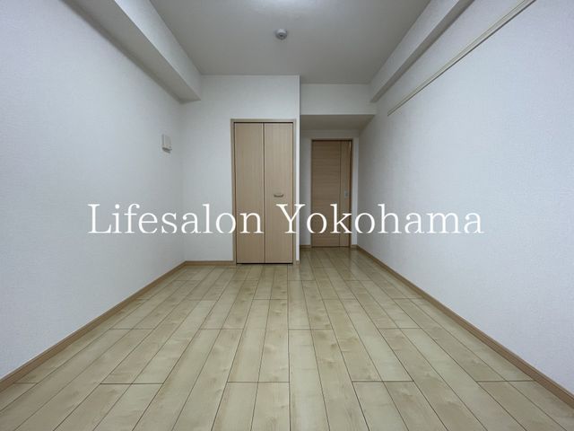 �y���ԁE���r���O�z�@