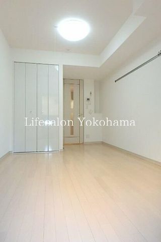 �y���ԁE���r���O�z�@