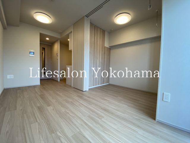 �y���ԁE���r���O�z�@���r���O/����