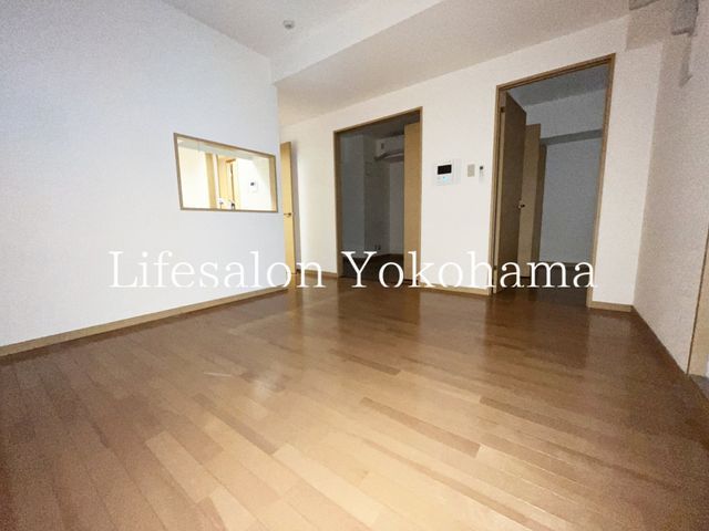�y���ԁE���r���O�z�@
