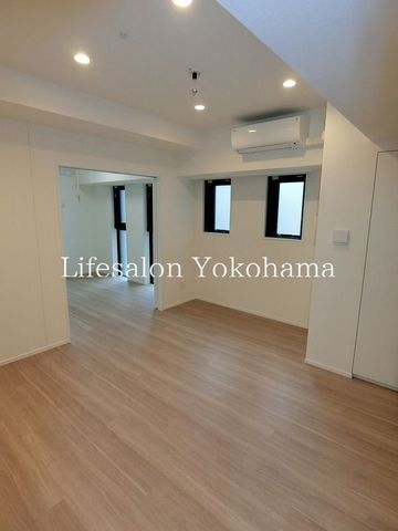 �y���ԁE���r���O�z�@