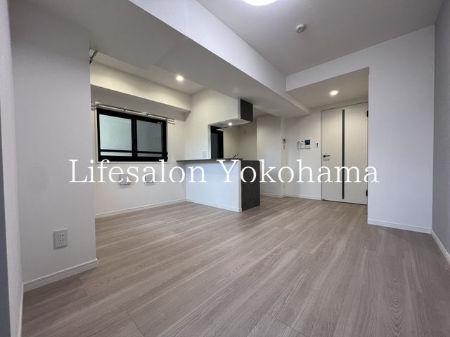 �y���̑������E�X�y�[�X�z�@