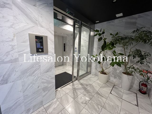 �y���̑��ݔ��z�@