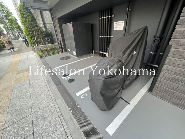 y̑z@