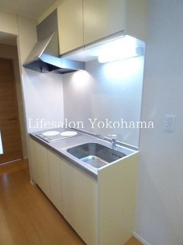 �y�L�b�`���z�@