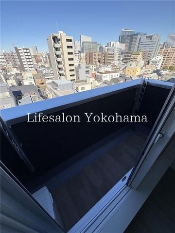 �y�o���R�j�[�z�@