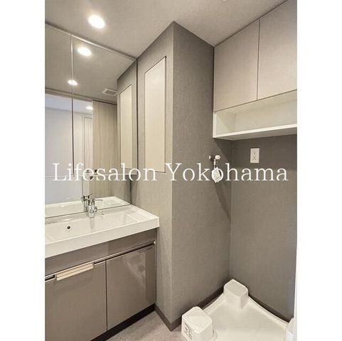 �y���ʏ��z�@