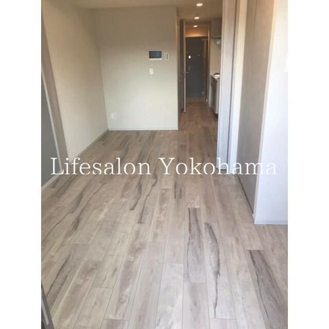 �y���ԁE���r���O�z�@